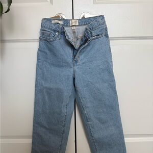 Universal Thread Light Blue Straight Leg Jeans